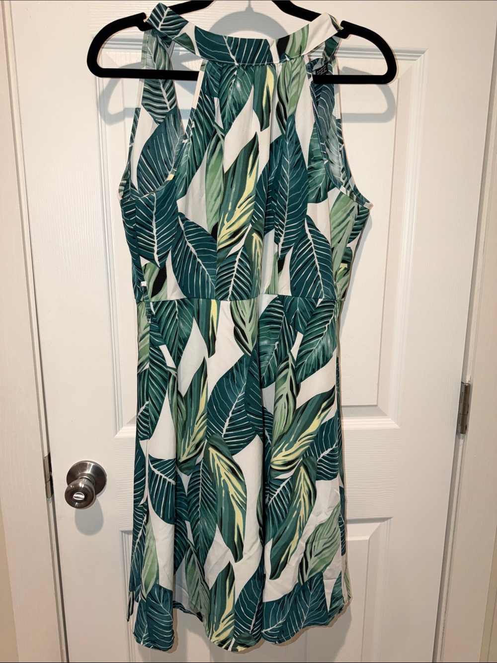 SHEIN Green Leaf Print Halter Summer Dress